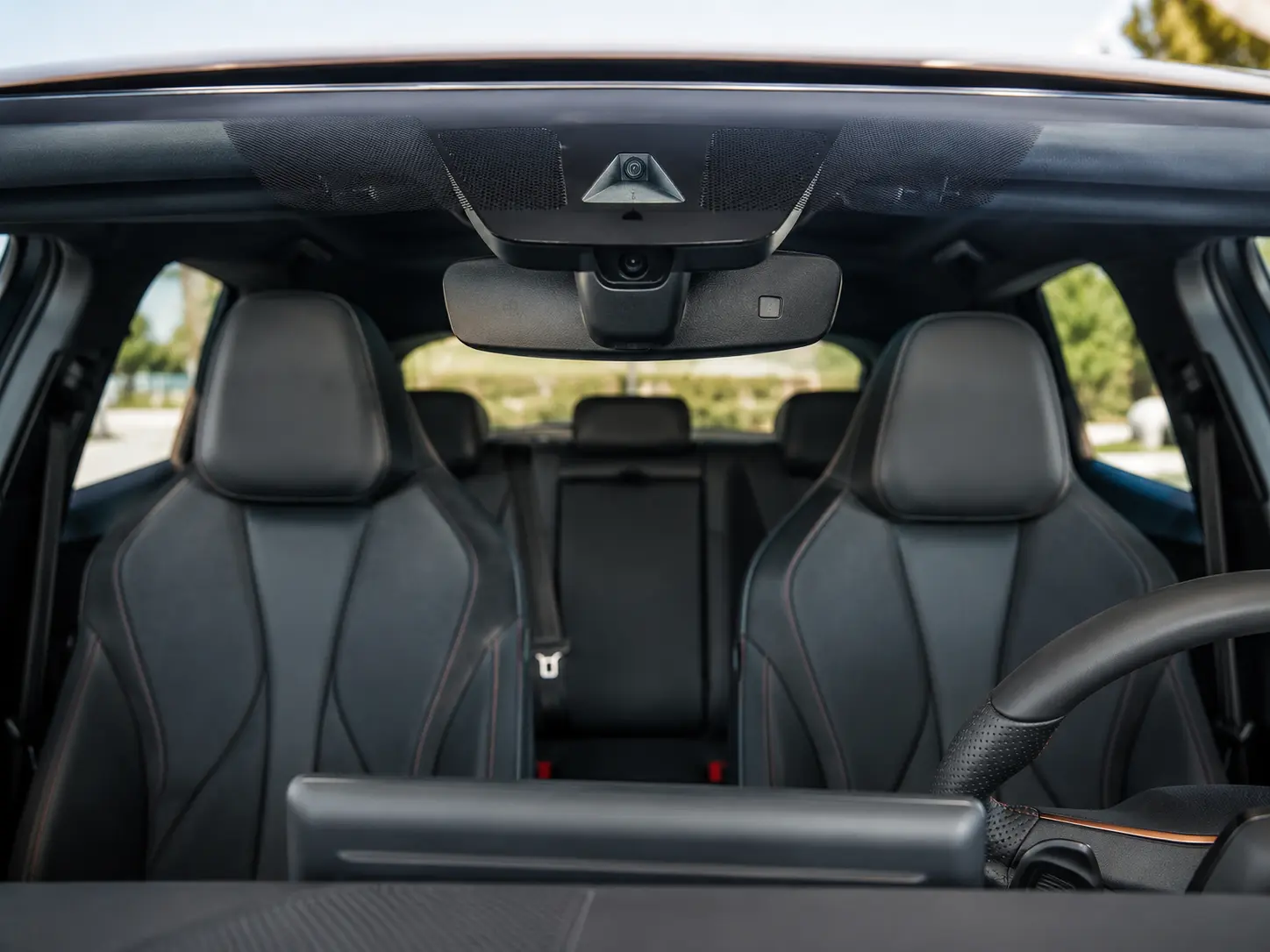 EU-Innenraumkamera-Pflicht ab Juli 2026 — Müdigkeitserkennung im Skoda Karoq 2027 und allen neuen Skoda-, SEAT- und CUPRA-Modellen im Dashboard